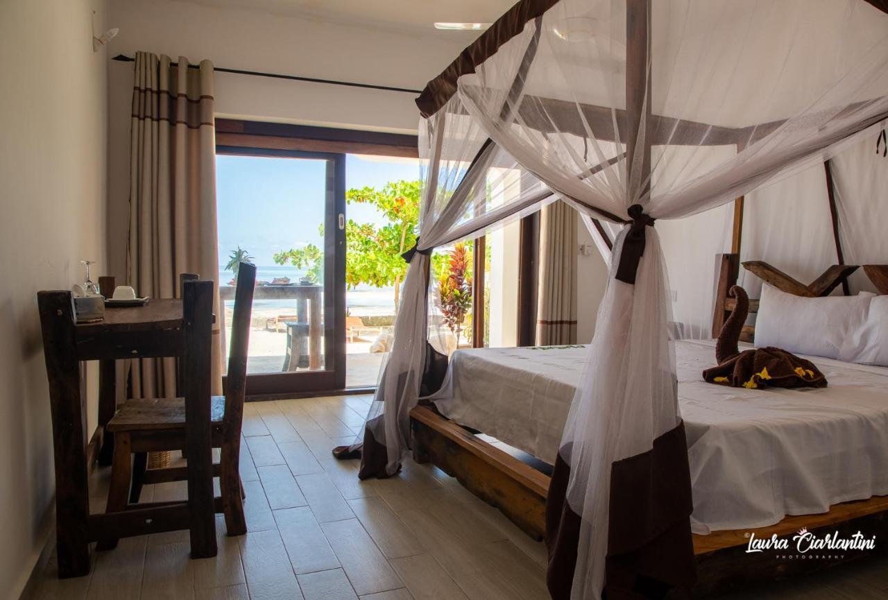 Uroa Zanzibar Vera Beach Hotel By Moonshine Dikoni Exterior foto