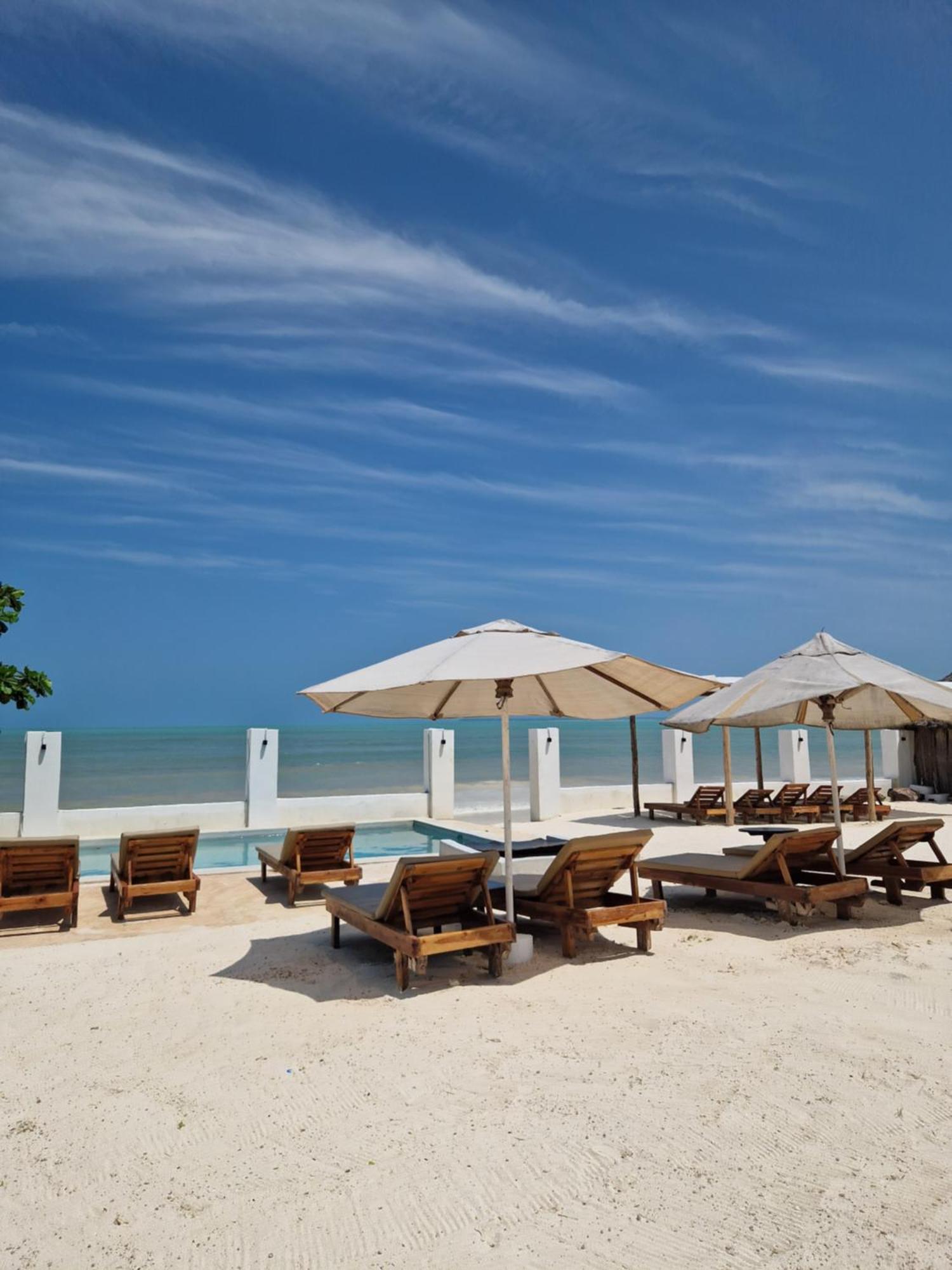 Uroa Zanzibar Vera Beach Hotel By Moonshine Dikoni Habitación foto