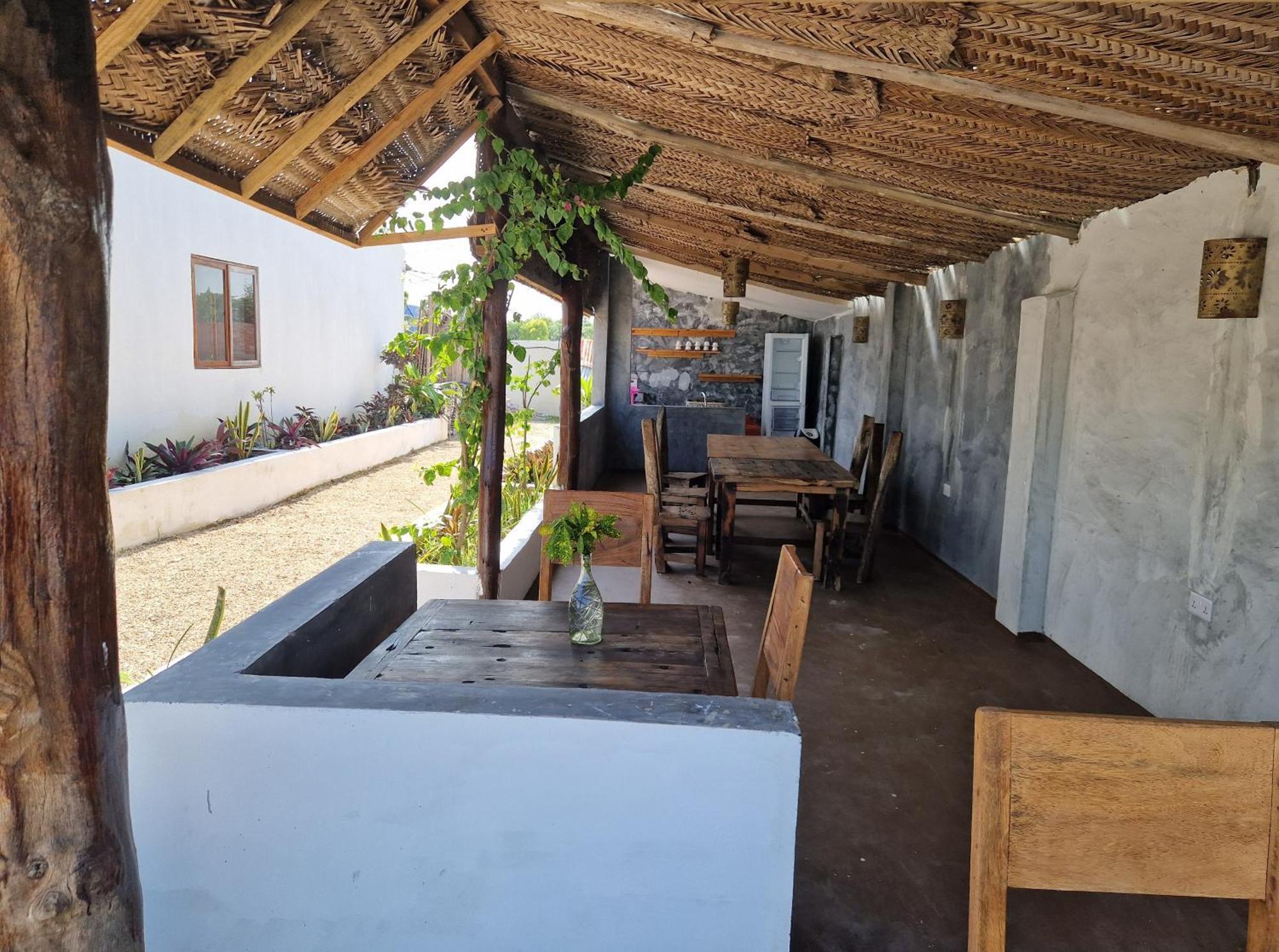 Uroa Zanzibar Vera Beach Hotel By Moonshine Dikoni Habitación foto